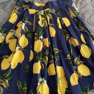 Lemon pattern. A- line skirt